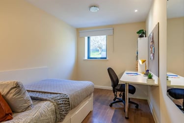 1 bed flat, Dean Street, City Centre, Bangor, LL571US - Image 3